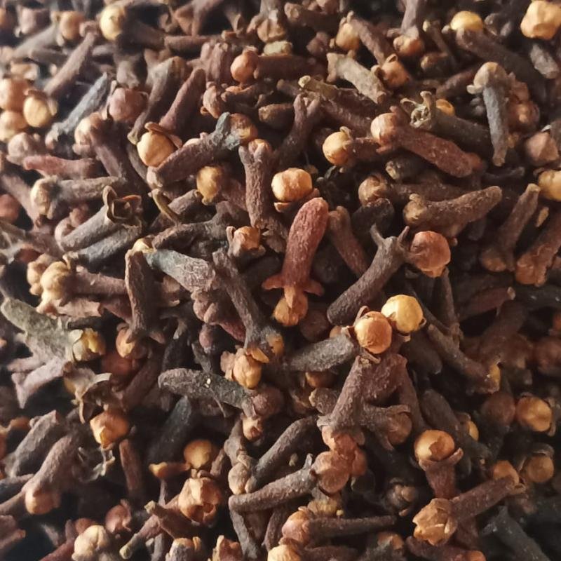 Cloves Premium Grade